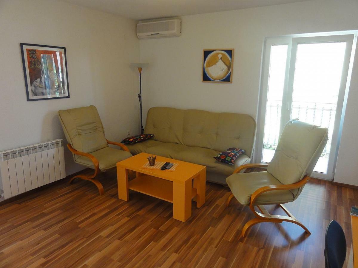 Cozy Apartment Ernesto*Good Location*Rovinj Exterior foto