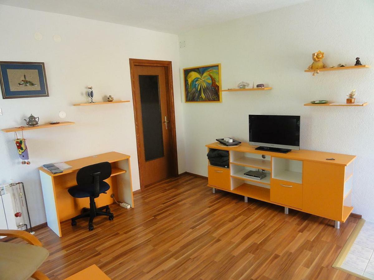 Cozy Apartment Ernesto*Good Location*Rovinj Exterior foto